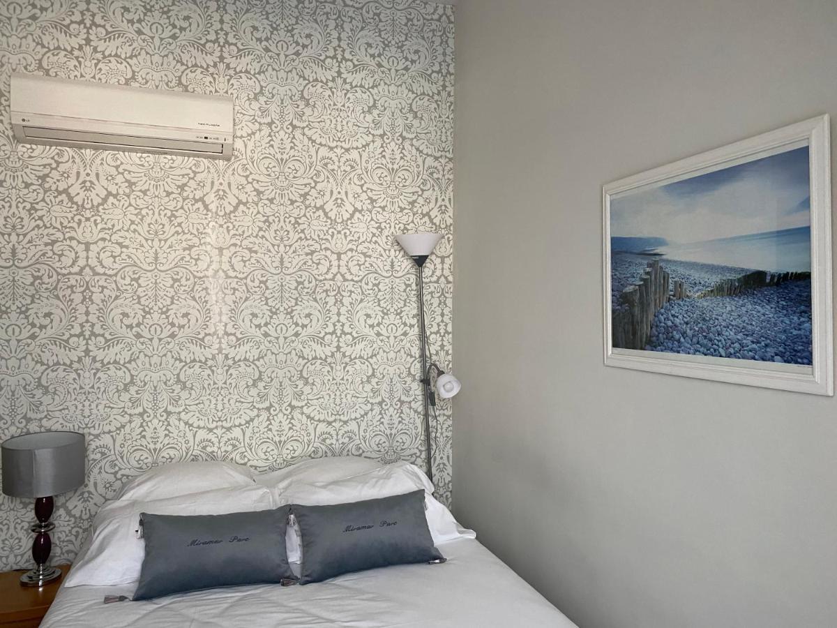 Miramar Parc Bed & Breakfast รัวย็อง ภายนอก รูปภาพ